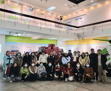 南师大社会发展学院 李浩昇副教授 吴一恒讲师一行_副本.jpg