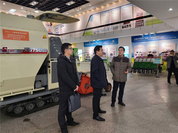 20230220 湖南省农业科学院农业装备所李明所长一行_副本.jpg