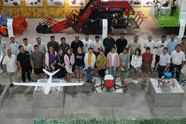 4f16aac44ec1f3d3ee2b36674590b60_副本.jpg